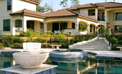 Does a Swimming Pool Increase Home Value?